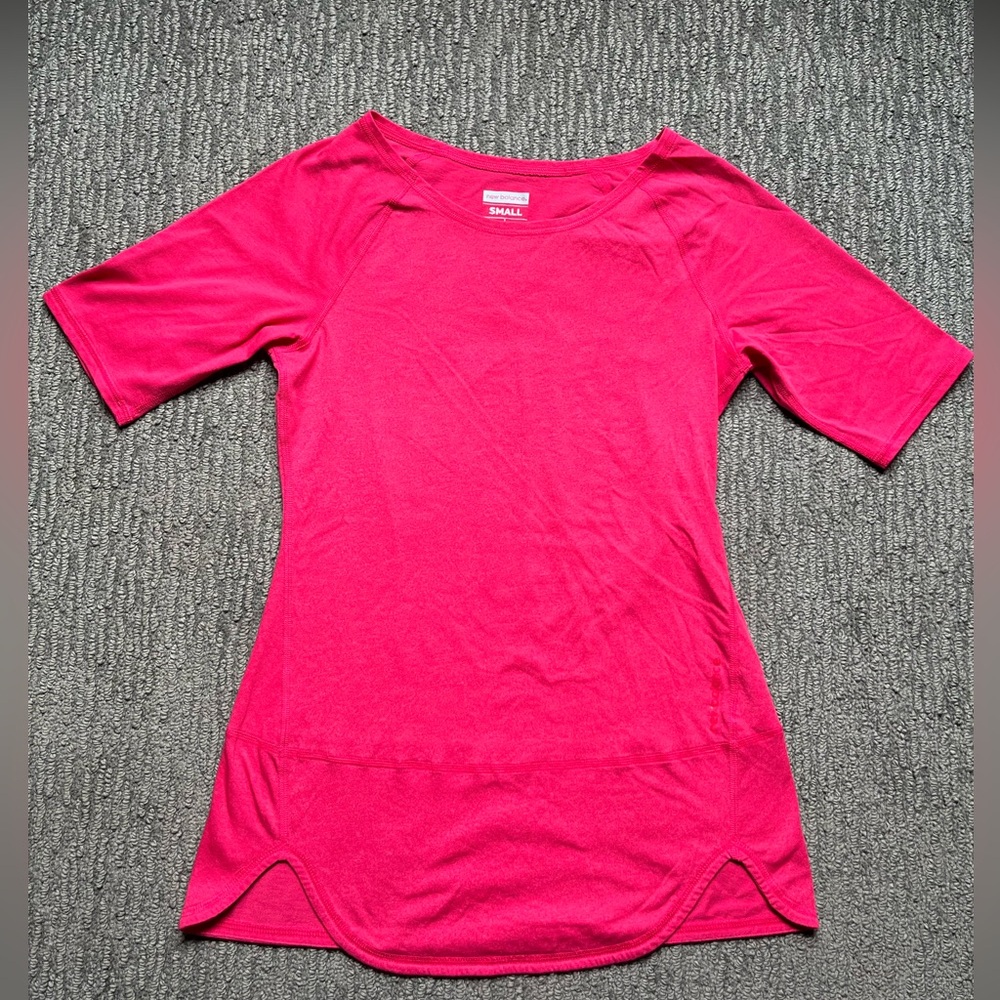New Balance Women's Short Sleeve Active Wear Tee, Bright Pink, Size Small, NWOT